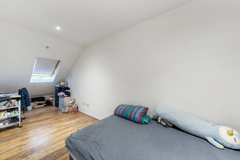 5 bedroom end of terrace house for sale, St. Kildas Road, Harrow, HA1