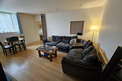 2 bedroom apartment to rent, Thorncliffe House, Huddersfield