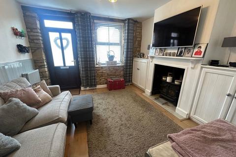 2 bedroom cottage for sale, High Street, Corby NN17