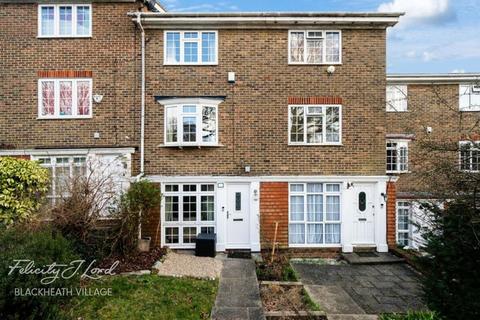 3 bedroom terraced house for sale, Kenilworth Gardens, London, SE18