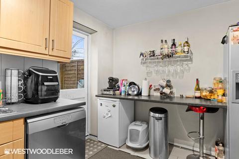 15 Willowdene, Cheshunt, Waltham Cross, EN8 0XD