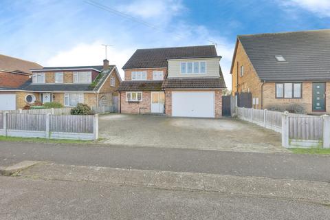 5 bedroom detached house for sale, Worthing Road, Basildon, SS15