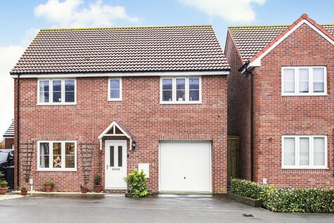 27 Douglas Drive, Grove, Wantage, OX12 0GL