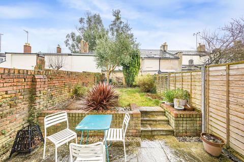 Flat 2, 3 Gloucester Place, Cheltenham, GL52 2RJ
