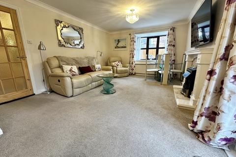 2 bedroom apartment for sale, Gorse Avenue, Cleveleys FY5