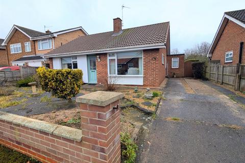 2 bedroom detached bungalow for sale, Woodlands Close, Newark