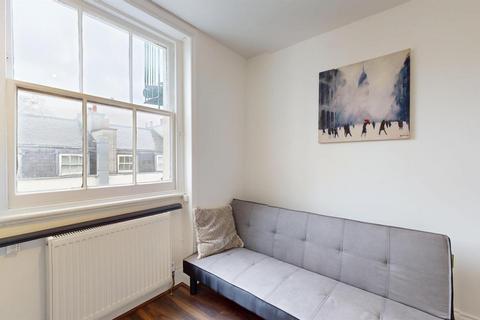 1 bedroom flat to rent, Talbot Square, London