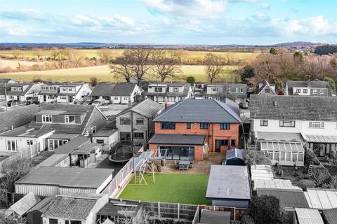 45 Burnham Road, Hullbridge, Hockley, SS5 6BG