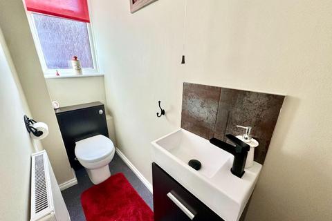 22 Virginia Gardens, Middlesbrough, TS5 8BP