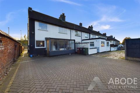 3 bedroom end of terrace house for sale, Derby Road, Derby DE11