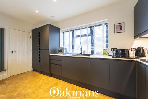 1 Merrishaw Road, Birmingham, B31 3SL