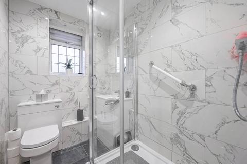5 Mason Close, London, E16 1LF