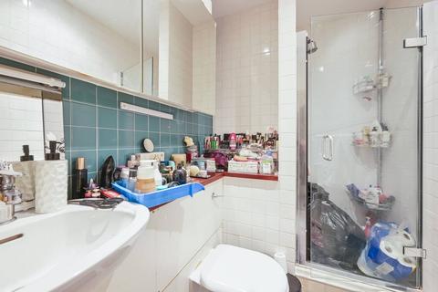 2 bedroom flat for sale, Hutchings Street, Tower Hamlets, London, E14