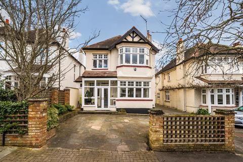 8 Hillview Road, Orpington, BR6 0SF