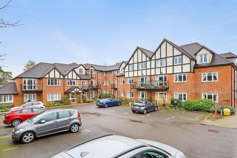 2 bedroom apartment for sale, 79 Limpsfield Road, Sanderstead, South Croydon