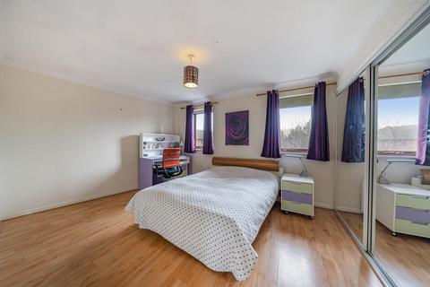 104 Plover Way, London, SE16 7TZ