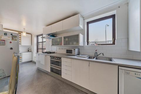 104 Plover Way, London, SE16 7TZ