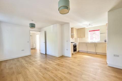 8 Veale Drive, Exeter, EX2 5GW