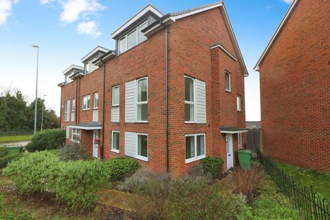 4 bedroom townhouse for sale, Temple Hill, Dartford, DA1