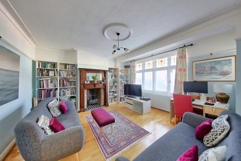 4 bedroom semi-detached house for sale, Thurleigh Road, London, SW12