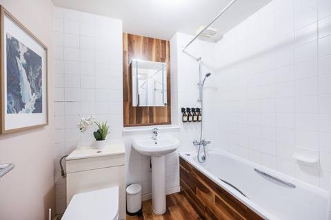 2 bedroom flat for sale, Cremer Street, Hoxton, London, E2