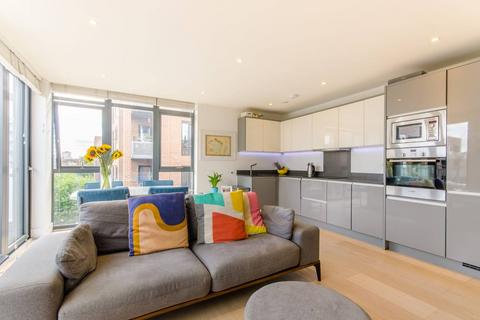 2 bedroom flat for sale, Whiston Road, Shoreditch, London, E2