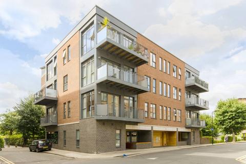 Flat 10, 90 Whiston Road, London, E2 8BW