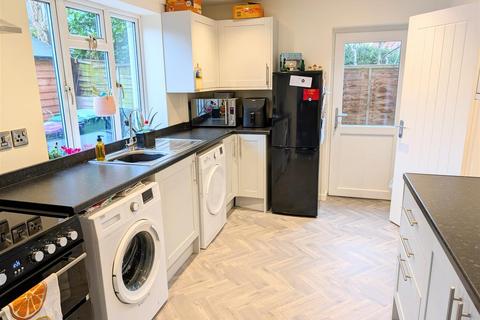 3 bedroom end of terrace house for sale, 32 Belle Vue Gardens, Shrewsbury, SY3 7JH