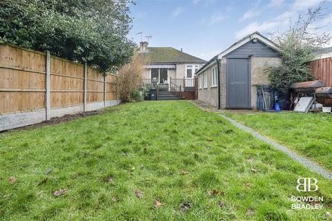 2 bedroom semi-detached bungalow for sale, Derby Avenue, Upminster