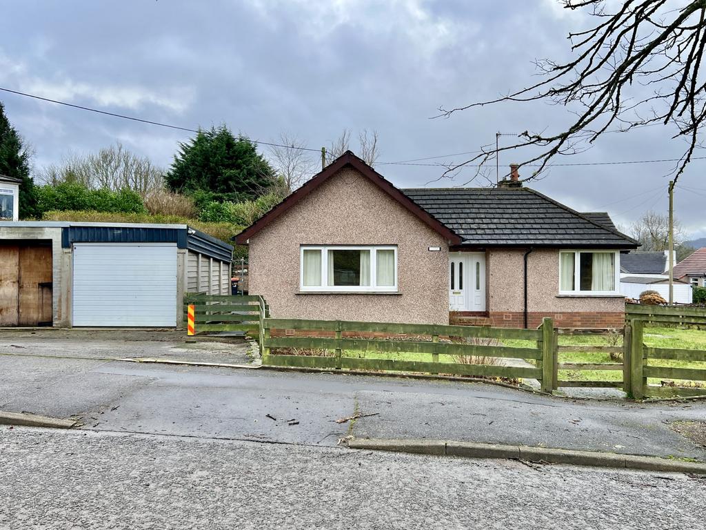 Linnhe, Barrhill Road, Dalbeattie - Williamson and