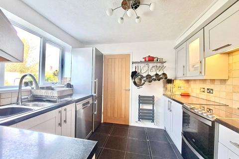 4 bedroom detached house for sale, Bathurst Close, Burnham-on-Sea, Somerset, TA8