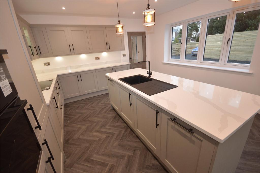 Kitchen 4
