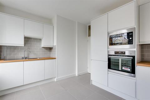 Flat 7, North End House Fitzjames Avenue, London, W14 0RS