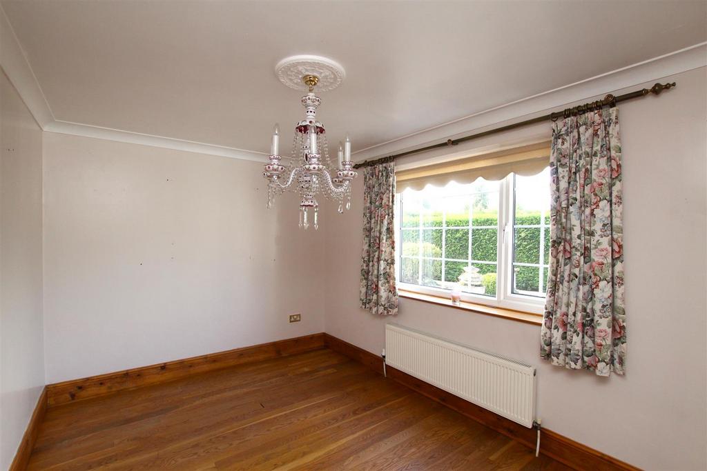 Dining Room.JPG