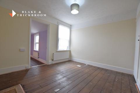 16 Crossfield Road, Clacton-on-sea, CO15 3QT