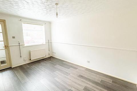 2 bedroom terraced house to rent, Town Square, Wallsend