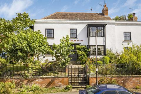 3 bedroom semi-detached house for sale, Pound Close, Twyning