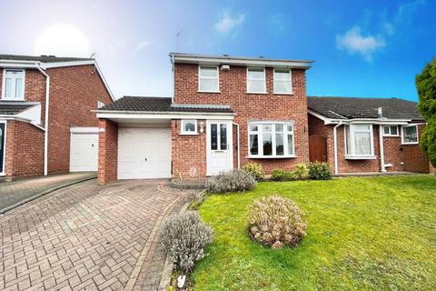 3 bedroom detached house for sale, Royal Close, Brierley Hill DY5