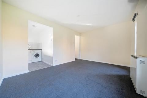 53 Shinners Close, London, SE25 5JQ