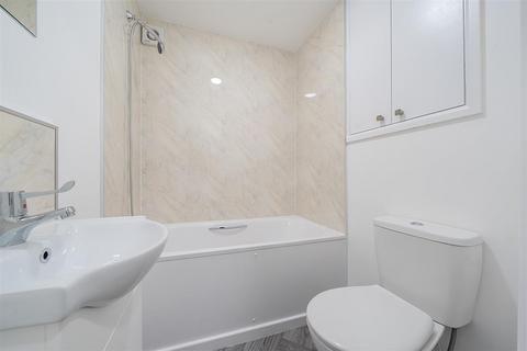 53 Shinners Close, London, SE25 5JQ