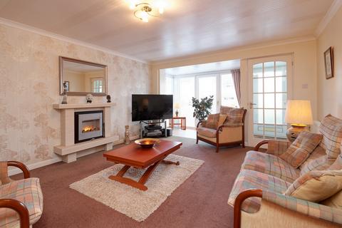 2 bedroom semi-detached villa for sale, 74 Back O'Hill, Crosslee, PA6 7LE