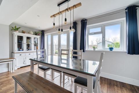 15 Cornwell Road, Old Windsor, Windsor, SL4 2RF