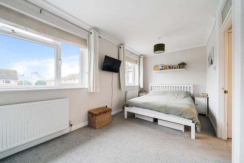 15 Cornwell Road, Old Windsor, Windsor, SL4 2RF