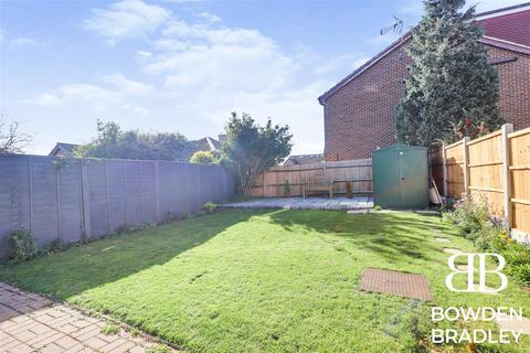 3 bedroom house for sale, Green Close, Epping Green, Epping