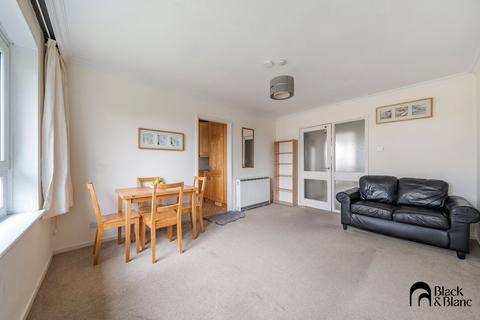 1 bedroom apartment for sale, Tidenham Gardens, Croydon, CR0