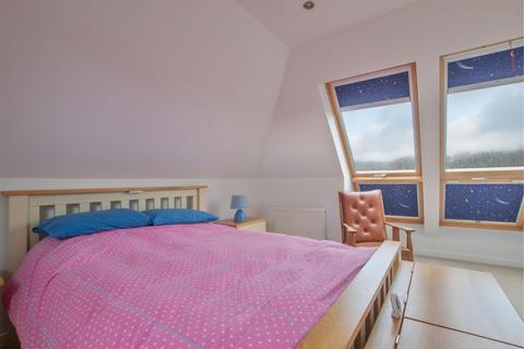 Ingleneuk, 10 Largs Road, Kilbirnie, KA25 7AT