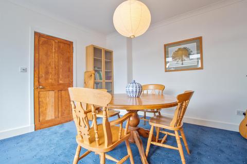 Ingleneuk, 10 Largs Road, Kilbirnie, KA25 7AT