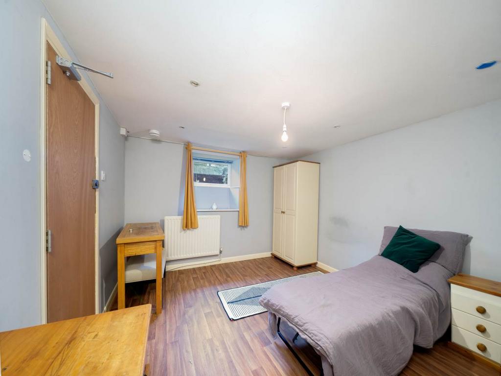 Cjt 5675