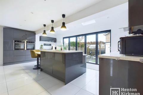 78 Beams Way, Billericay, CM11 2NR