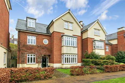 3 Greenlink Walk, Kew, Richmond, TW9 4AF